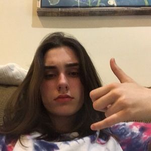 Meet your Posher, Justine